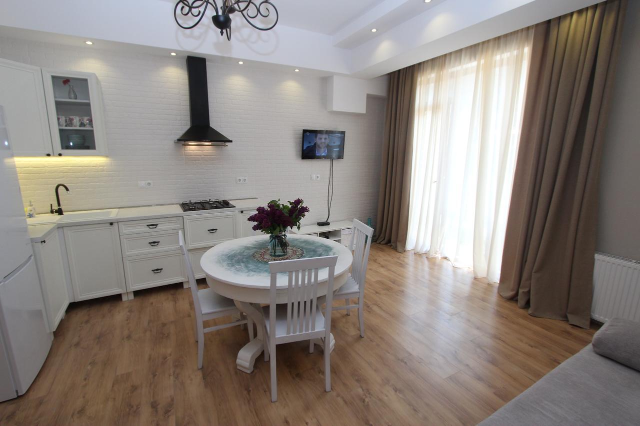 New Apartment In Old Tbilisi Ngoại thất bức ảnh